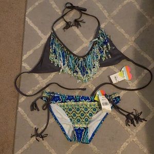 Raisins Women’s Fringe Bikini Set NWT